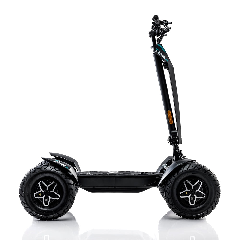 מיה פור 4×4 Pro Max · פרופיל צד מלא, פלטפורמת ארבעה גלגלים וצמיגי שטח